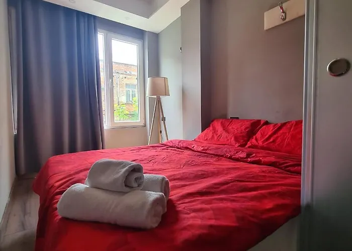 Driti Albania * Τίρανα